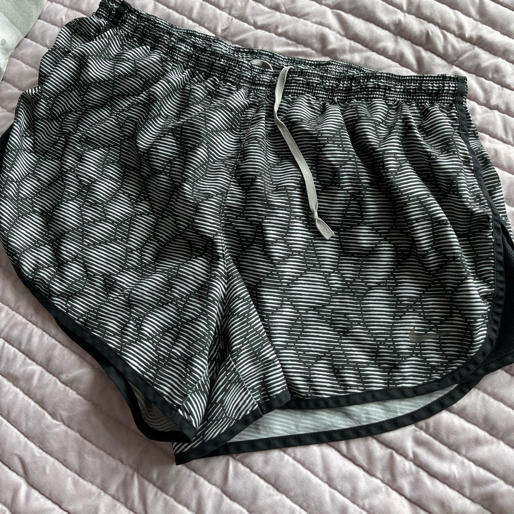 Nike grey, black, and white patterned shorts